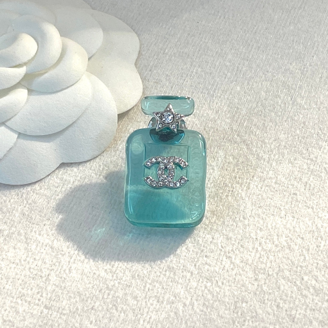 Chanel Perfume Color Bottle 18K Gold Brooch product image 24, provided for visual reference and product detail review