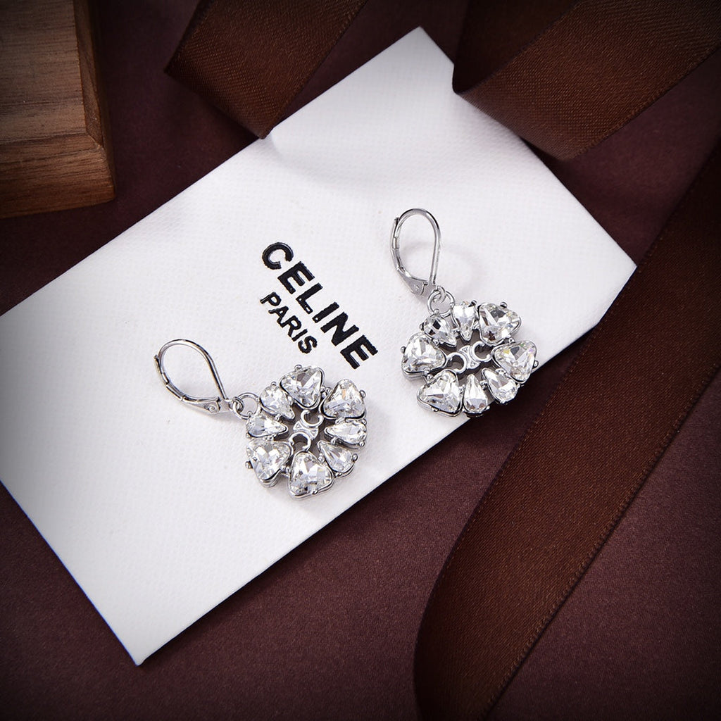 Celine Daisy 18K Gold Earrings product image 7, provided for visual reference and product detail review