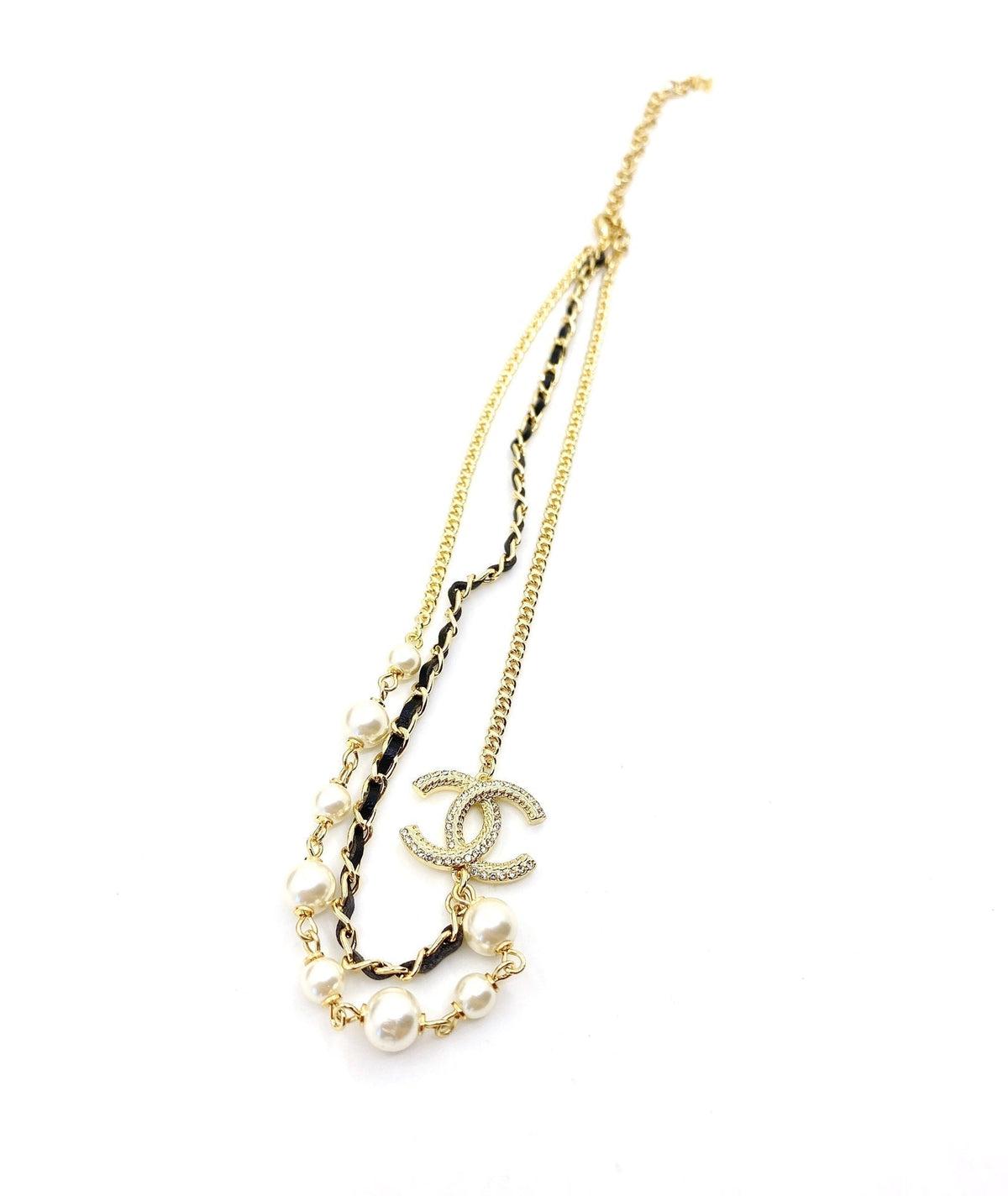 Chanel Pearls & Leather 18K Gold Necklace product image 6, provided for visual reference and product detail review