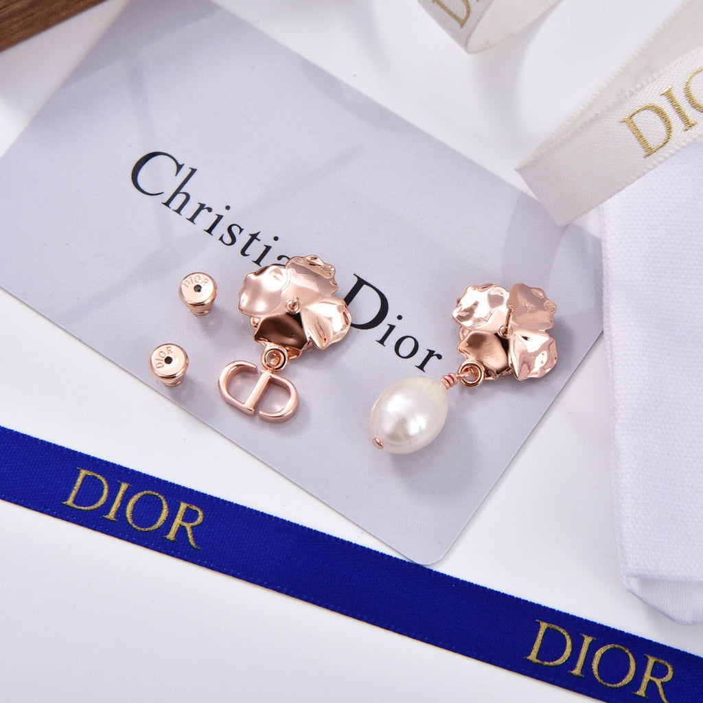 Dior D-Millefiori 18K Gold Earrings product image 5, provided for visual reference and product detail review