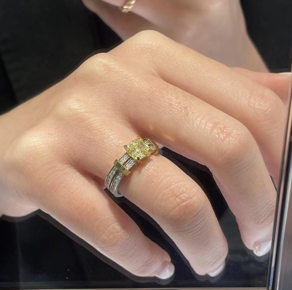Tiffany Schlumberger Stone 18K Gold Ring product image 4, provided for visual reference and product detail review