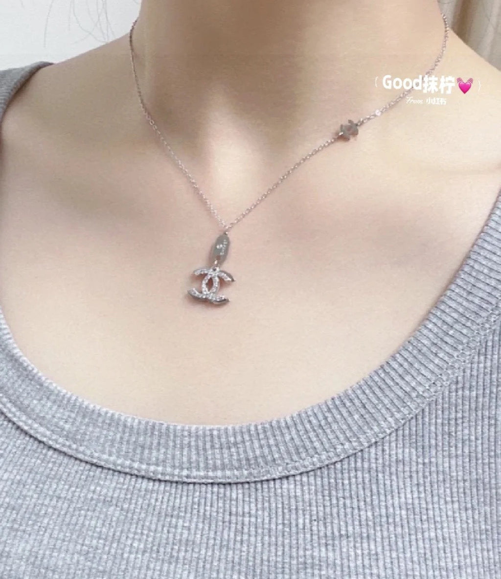 Chanel Diamond Long 18K Gold Necklace product image 7, provided for visual reference and product detail review