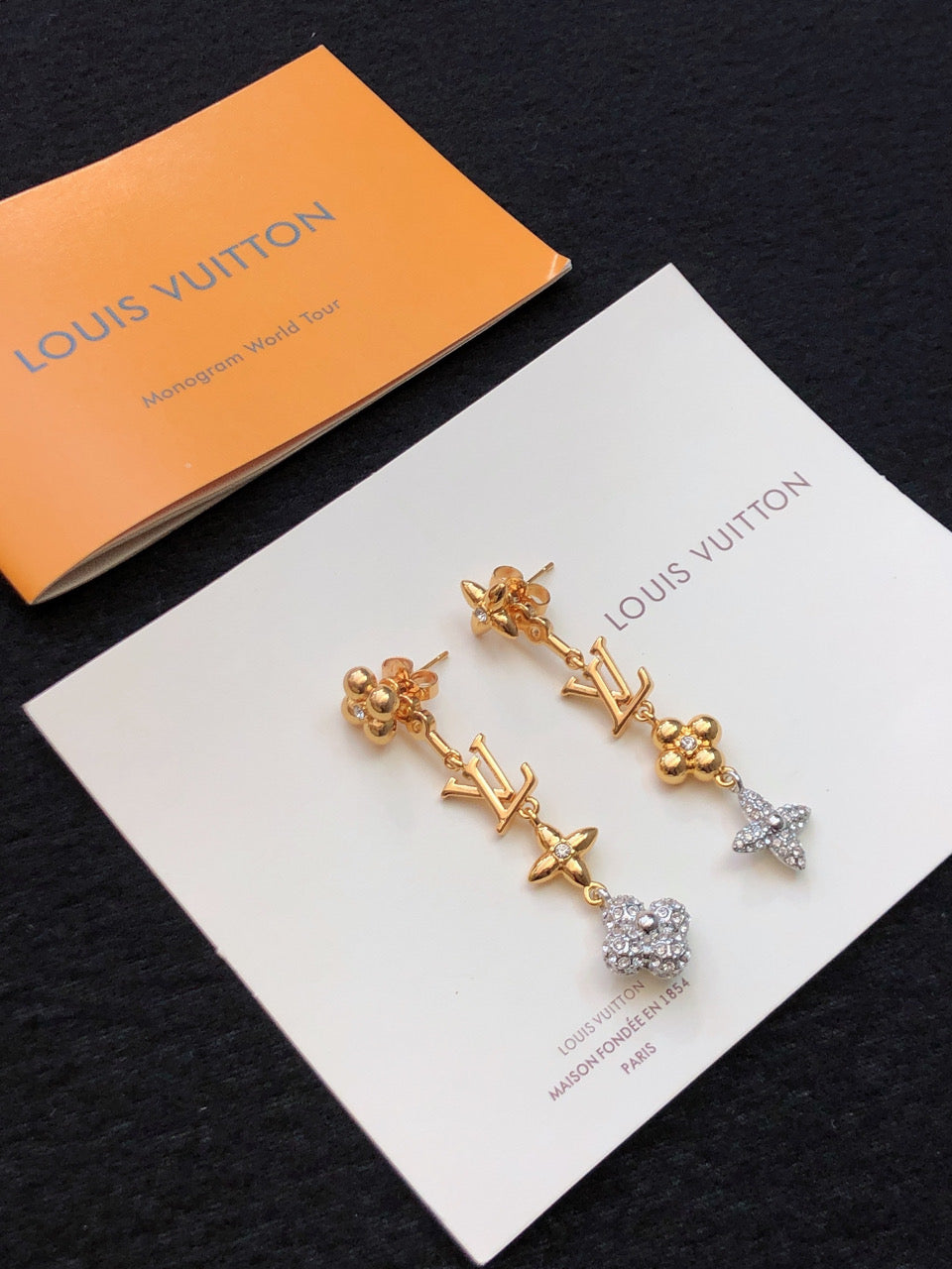 Louis Vuitton Monogram 18K Gold Earrings product image 6, provided for visual reference and product detail review