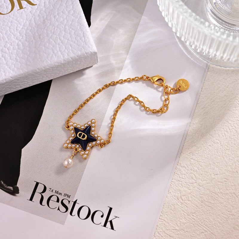 Dior Petit Lucky Baroque 18K Gold Bracelet product image 3, provided for visual reference and product detail review