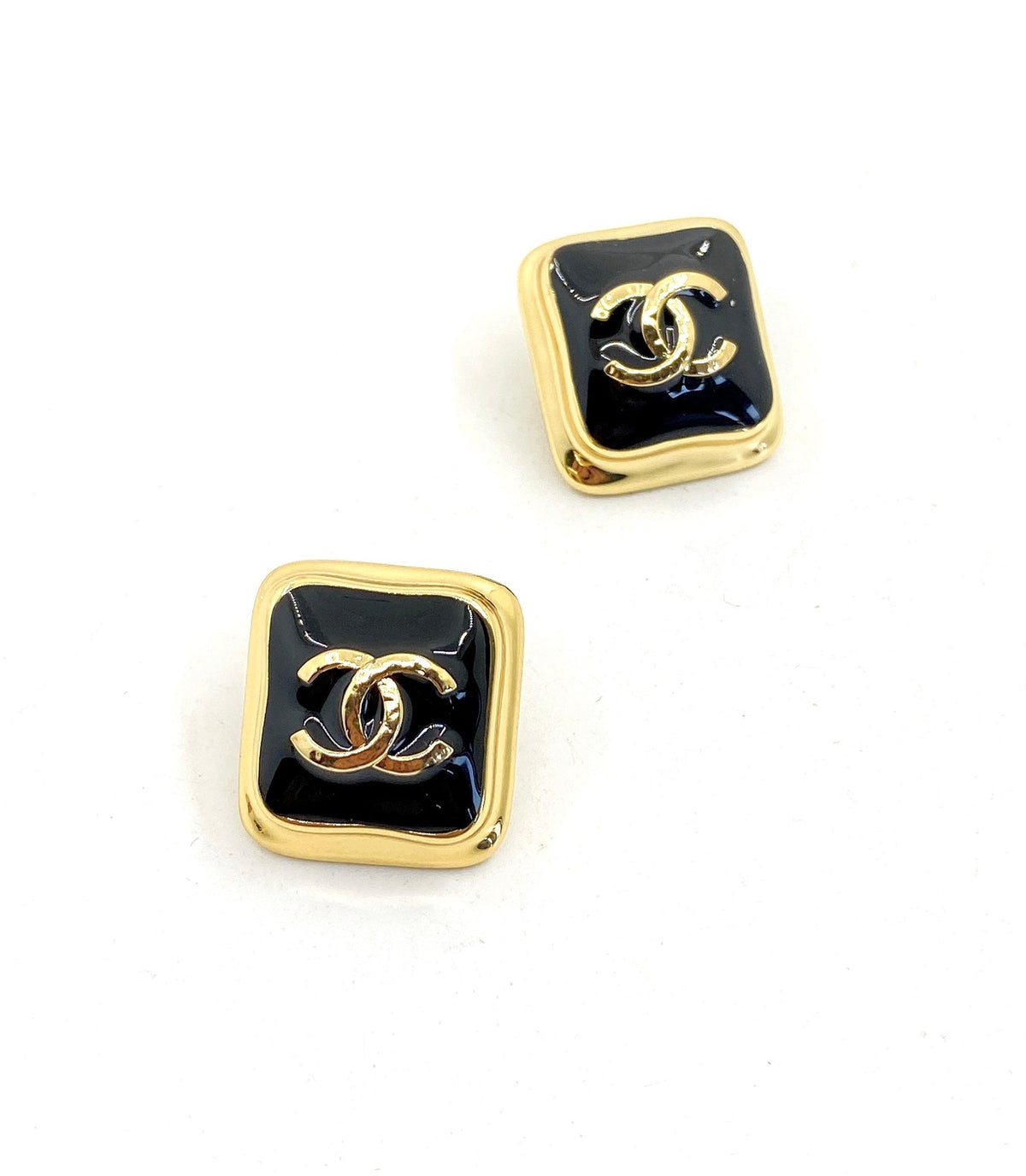 Chanel Square 18K Gold Earrings product image 7, provided for visual reference and product detail review