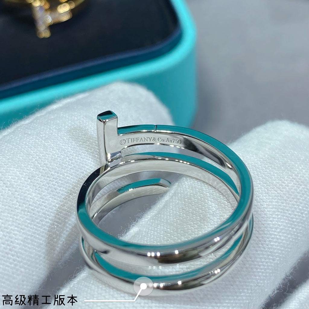 Tiffany Diamond Square 18K Gold Ring product image 5, provided for visual reference and product detail review
