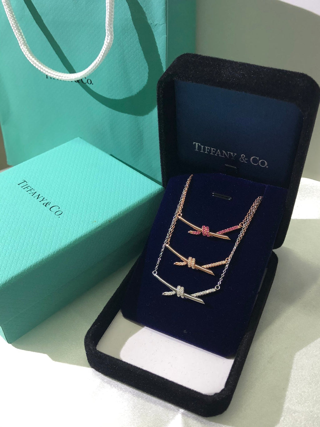 Tiffany Knot Pendant Diamond 18K Gold Necklace product image 11, provided for visual reference and product detail review