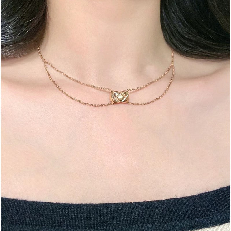 Chanel Coco Crush 18K Gold Necklace product image 8, provided for visual reference and product detail review