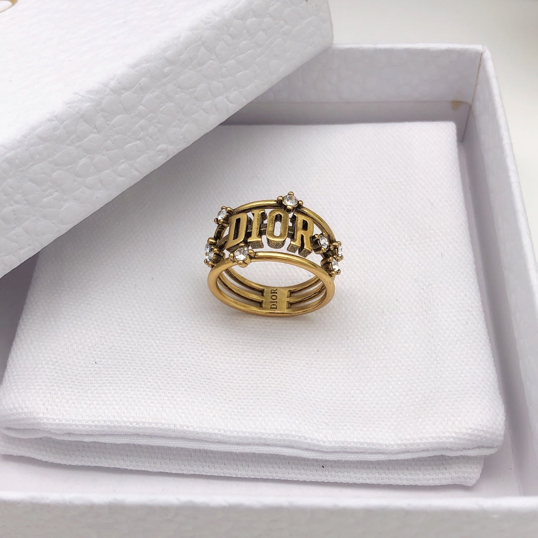 Dior Vintage 18K Gold Ring product image 7, provided for visual reference and product detail review