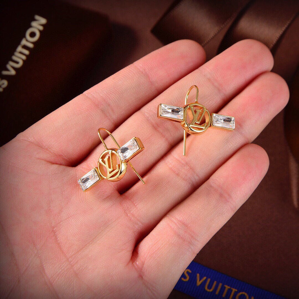 Louis Vuitton Crystals 18K Gold Earrings product image 7, provided for visual reference and product detail review