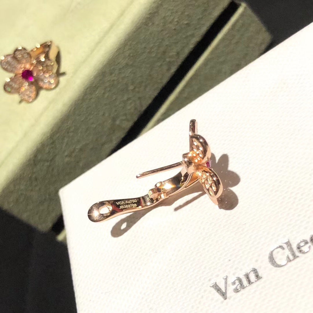 Frivole Pink Sapphire 18K Gold Earrings product image 12, provided for visual reference and product detail review