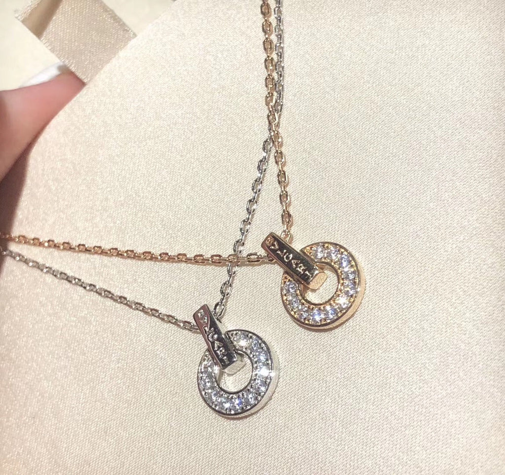 Bvlgari Diamonds 18K Gold Necklace product image 9, provided for visual reference and product detail review