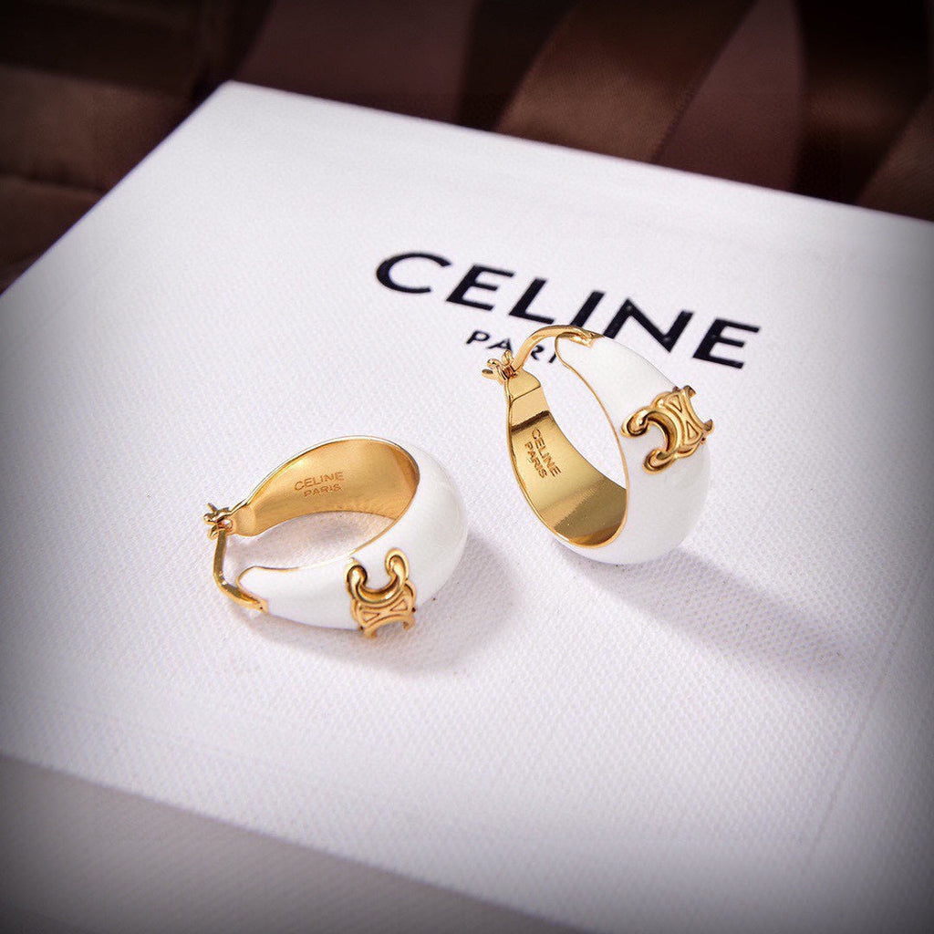 Celine Pearl 18K Gold Earrings product image 7, provided for visual reference and product detail review