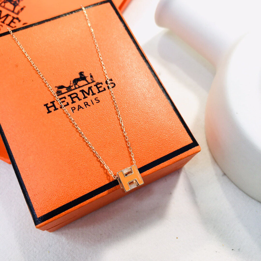 Hermes Cage D'H White 18K Gold Necklace product image 6, provided for visual reference and product detail review