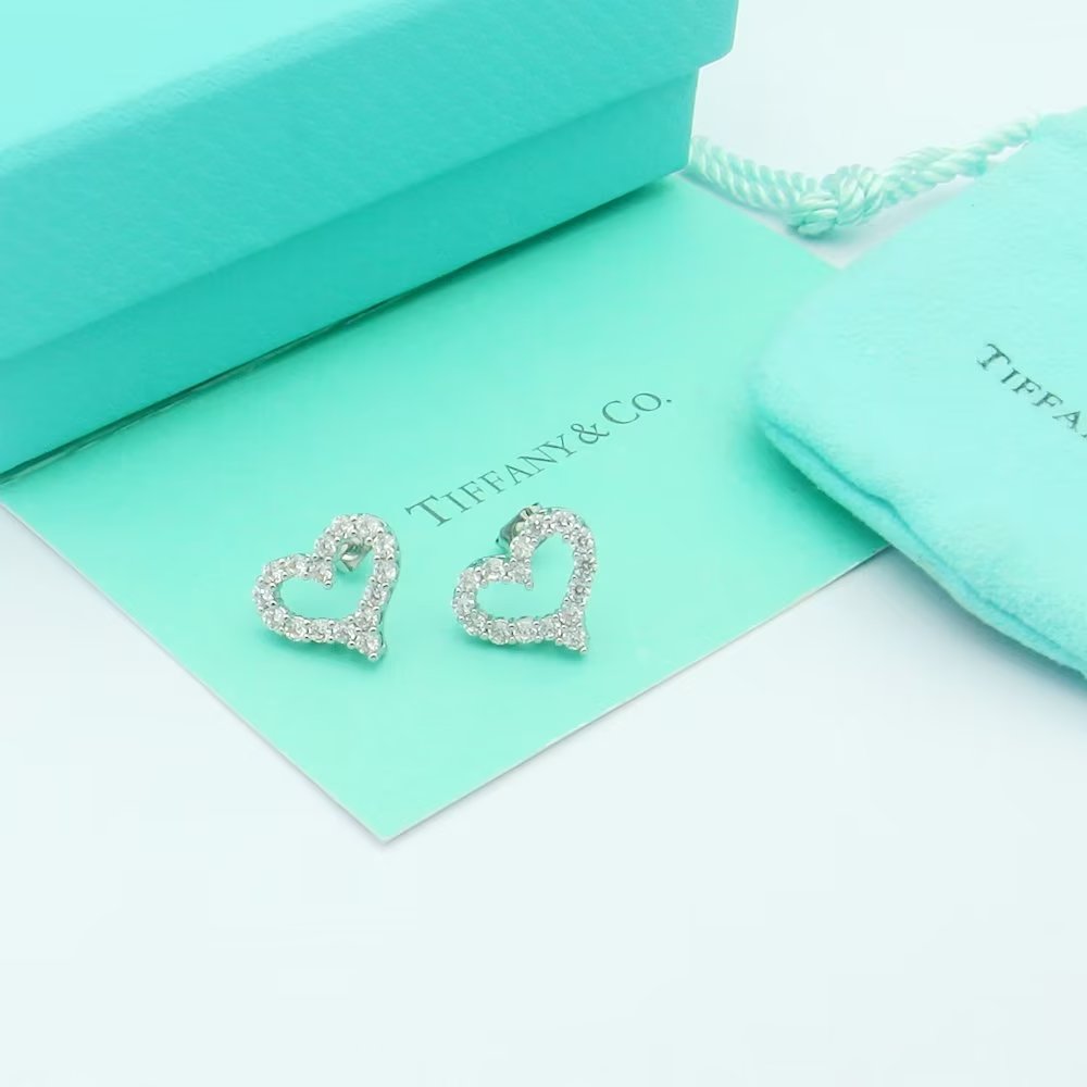 Tiffany Heart Diamonds 18K Gold Earrings product image 2, provided for visual reference and product detail review