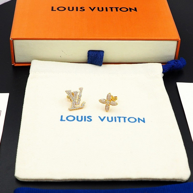 Louis Vuitton Iconic Tr ̈¦sor 18K Gold Earrings product image 7, provided for visual reference and product detail review