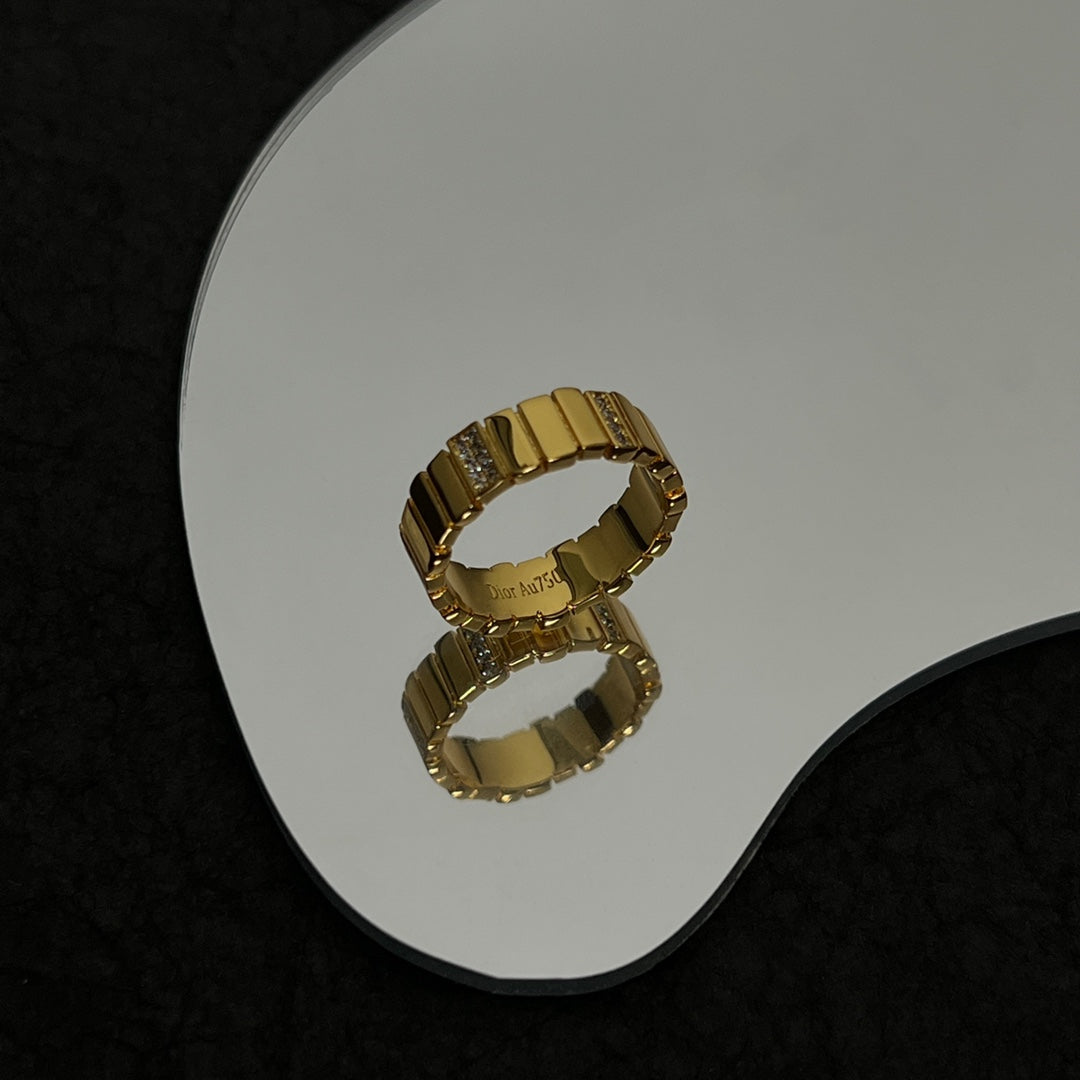 Dior Gem Diamond 18K Gold Ring product image 6, provided for visual reference and product detail review