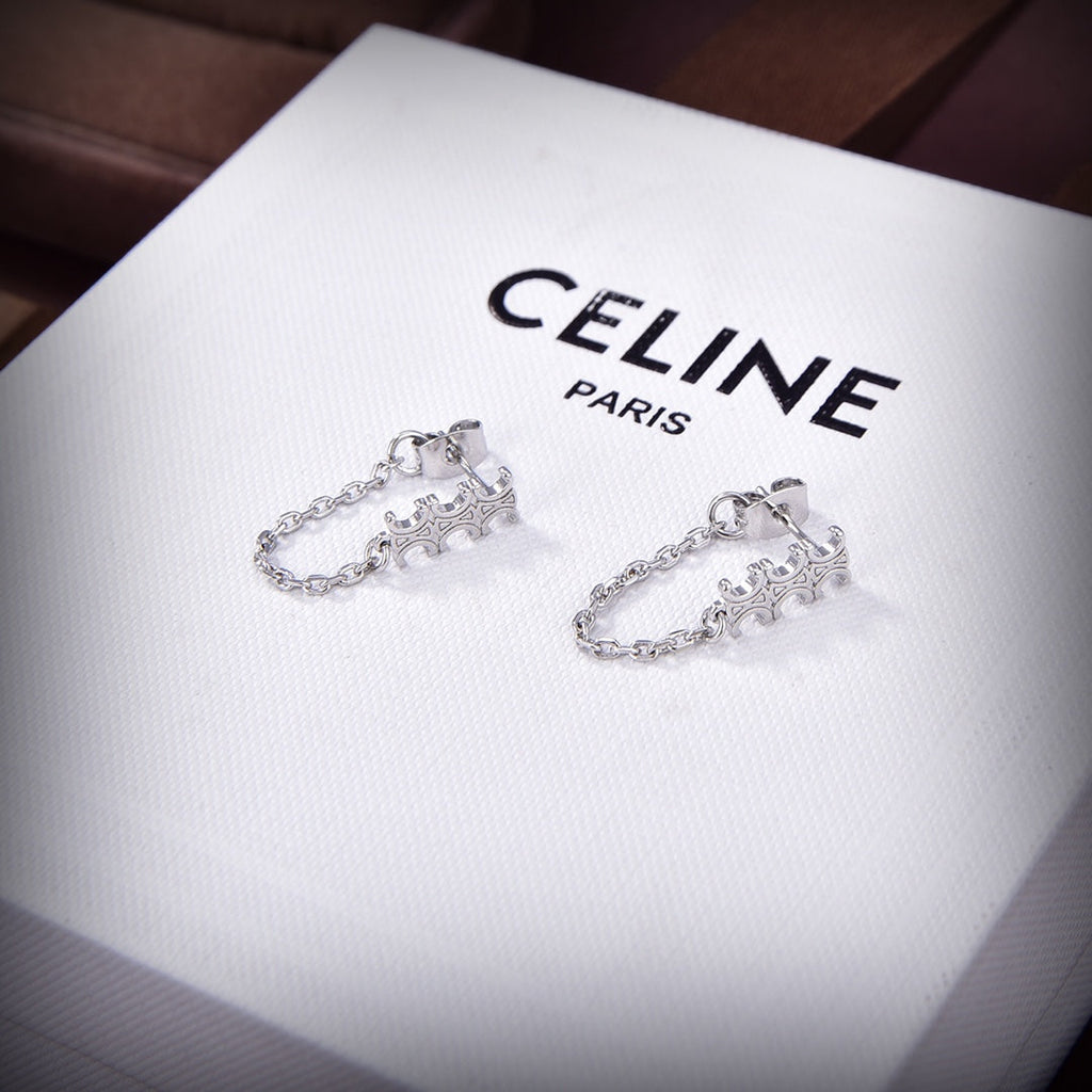 Celine Chain 18K Gold Earrings product image 7, provided for visual reference and product detail review