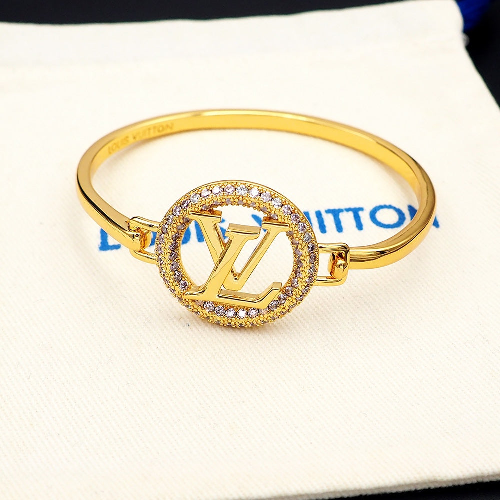 Louis Vuitton Louise Tresor 18K Gold Bracelet product image 2, provided for visual reference and product detail review