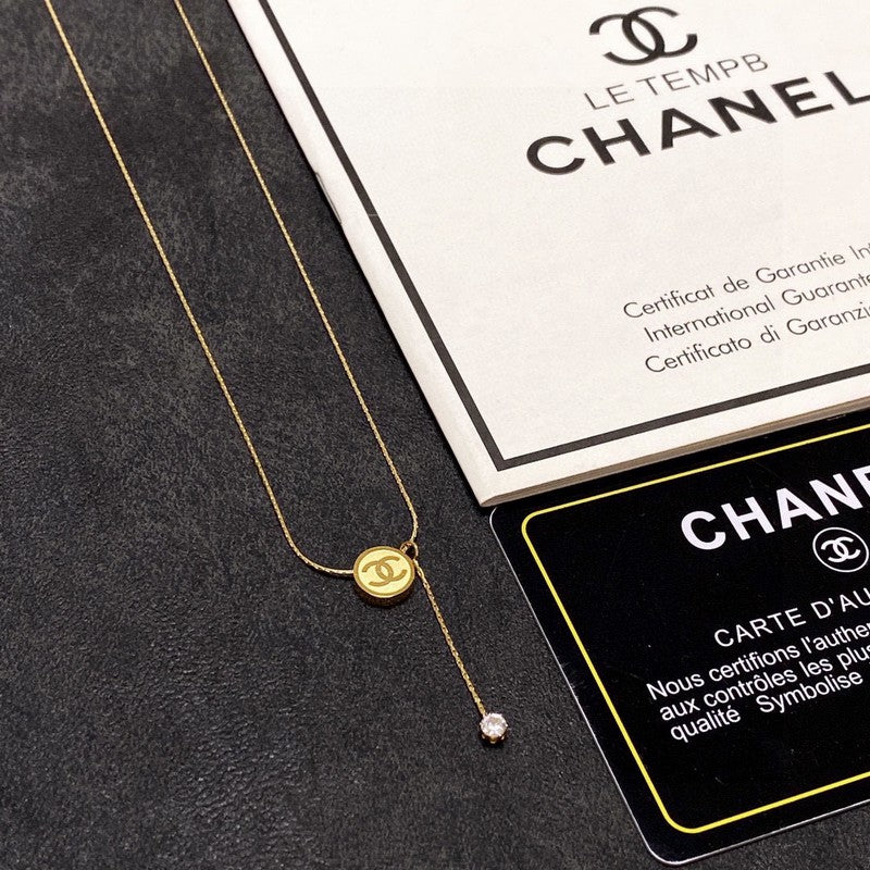 Chanel Gold 18K Gold Necklace product image 8, provided for visual reference and product detail review