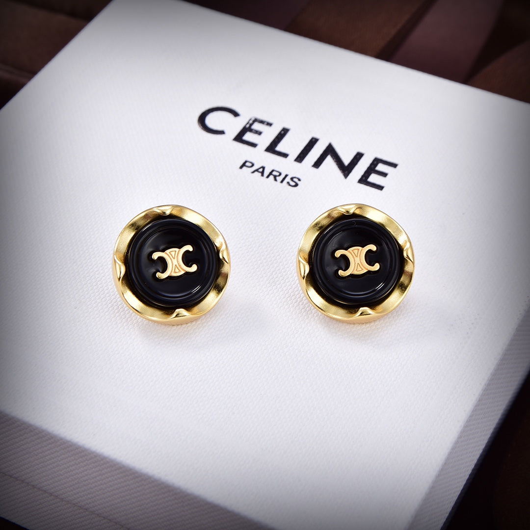 Celine Pearl 18K Gold Earrings product image 2, provided for visual reference and product detail review