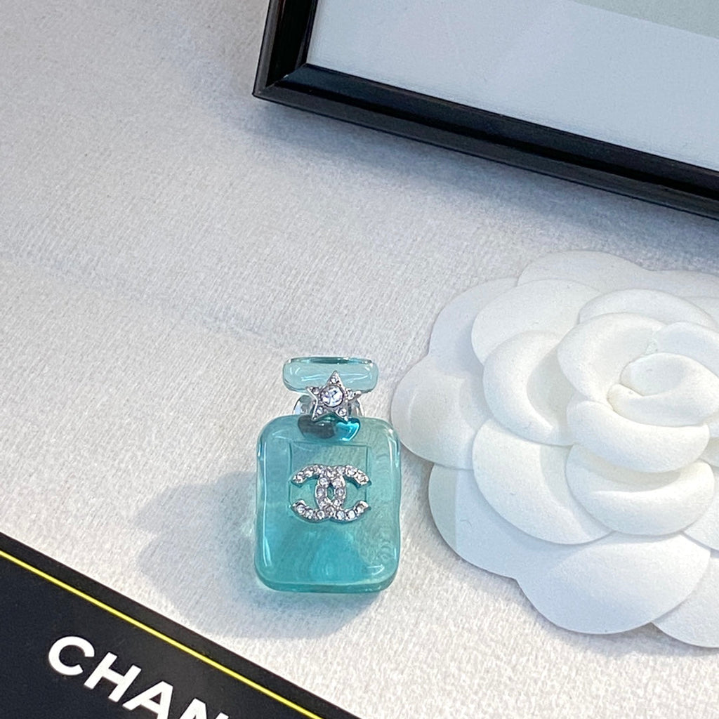 Chanel Perfume Color Bottle 18K Gold Brooch product image 25, provided for visual reference and product detail review