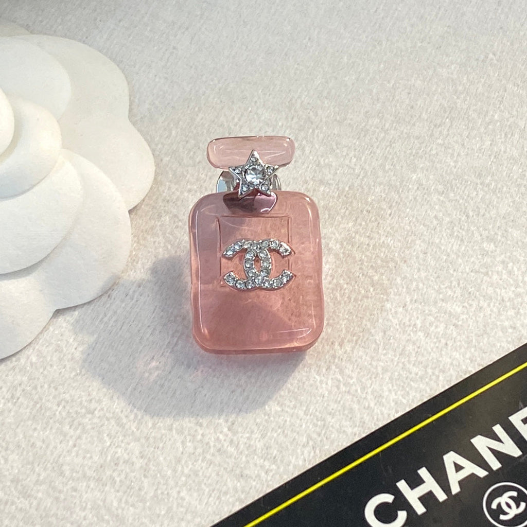 Chanel Perfume Color Bottle 18K Gold Brooch product image 18, provided for visual reference and product detail review