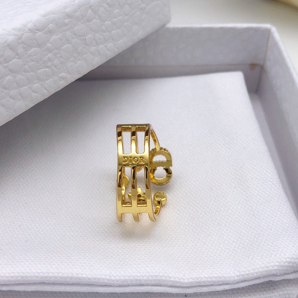 Dior Star Diamonds 18K Gold Ring product image 8, provided for visual reference and product detail review