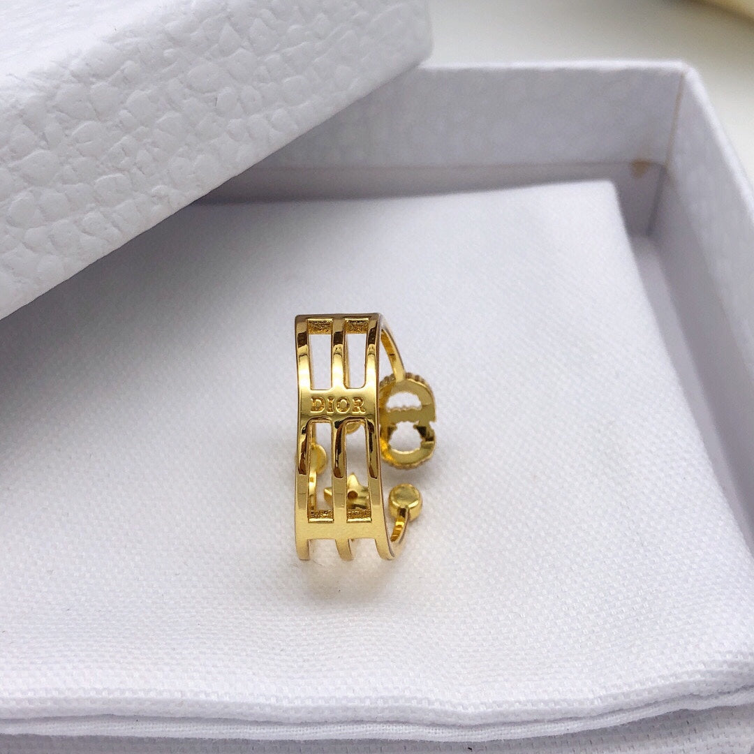Dior Star Diamonds 18K Gold Ring product image 8, provided for visual reference and product detail review