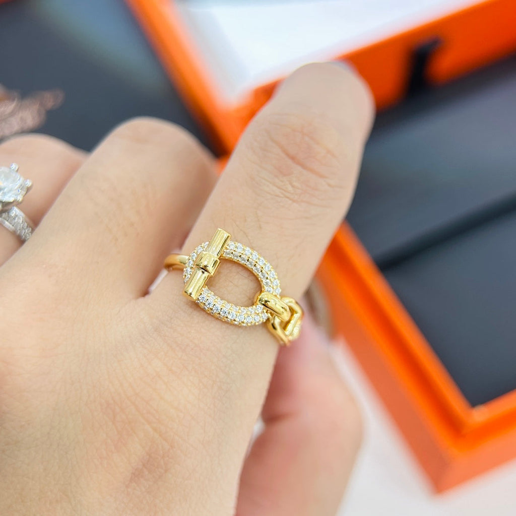 Hermes Adage 18K Gold Ring product image 8, provided for visual reference and product detail review