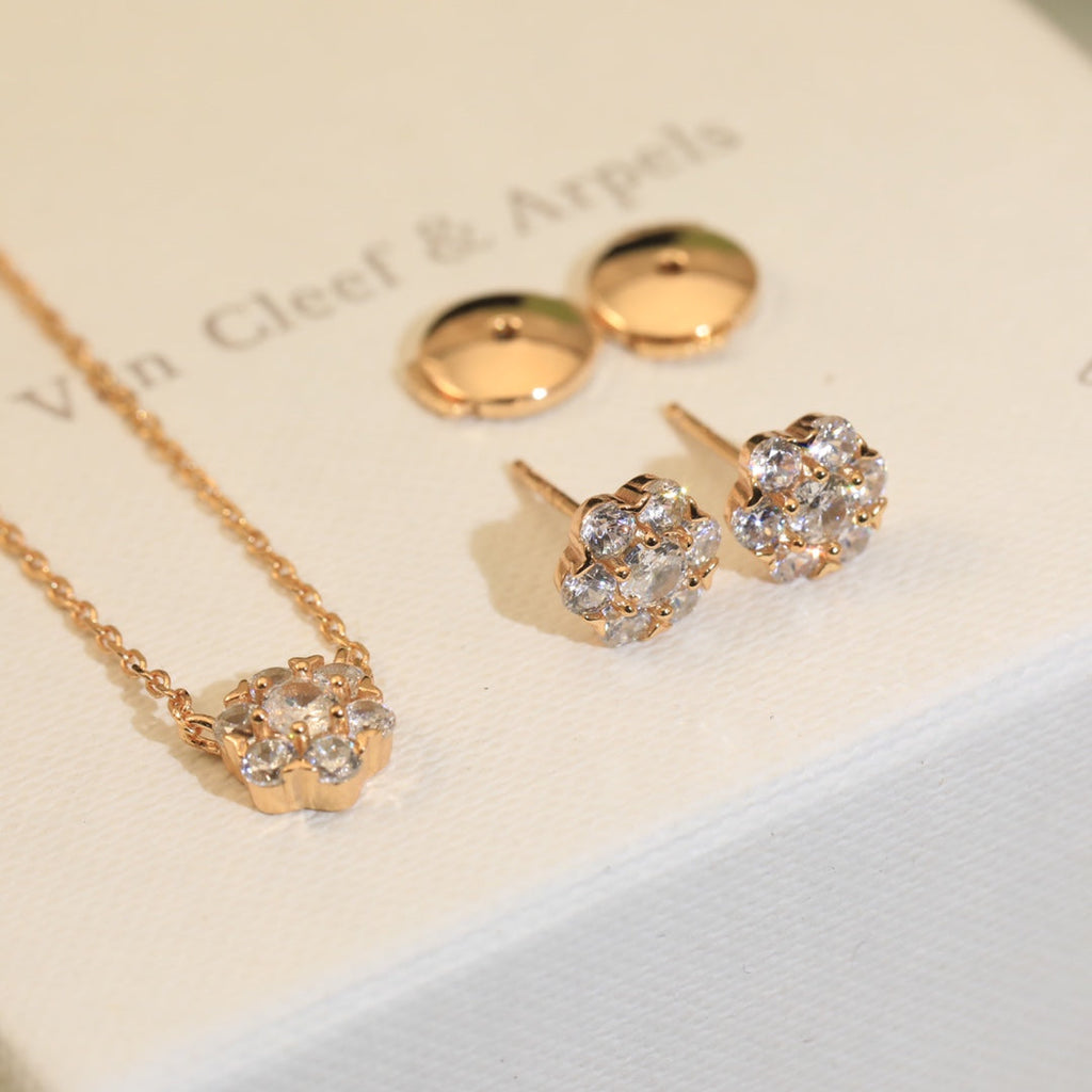 Flower Crystal 18K Gold Earrings product image 8, provided for visual reference and product detail review