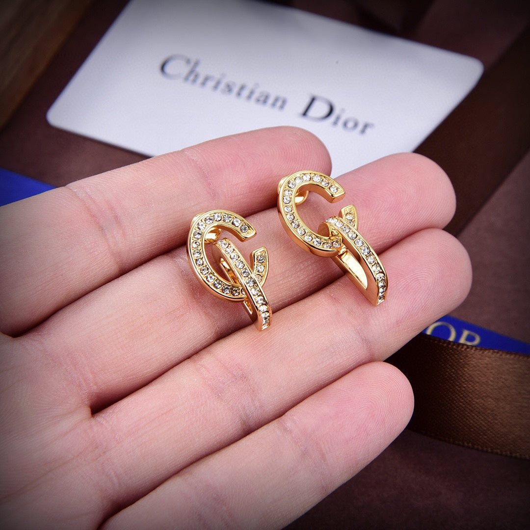 Dior Lock 18K Gold Earrings product image 8, provided for visual reference and product detail review