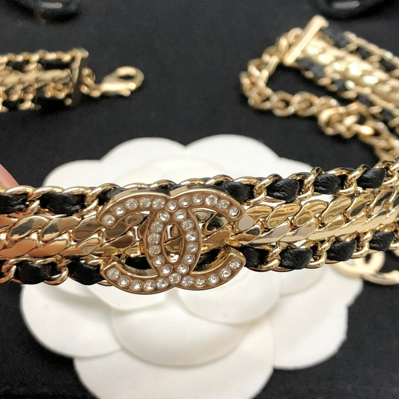 Chanel Strass 18K Gold Necklace product image 8, provided for visual reference and product detail review