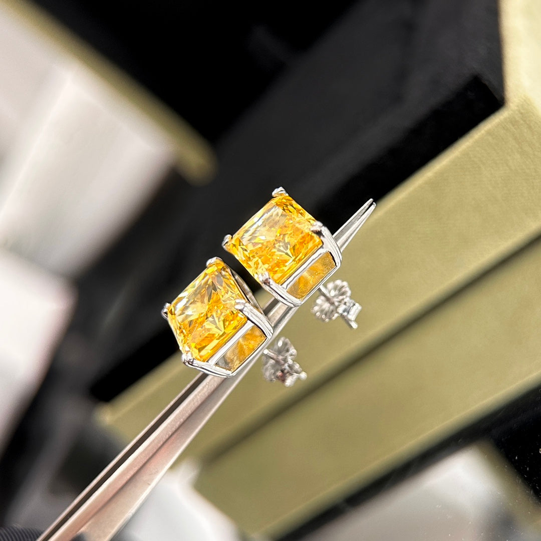 Tiffany Yellow Crystal 18K Gold Earrings product image 6, provided for visual reference and product detail review