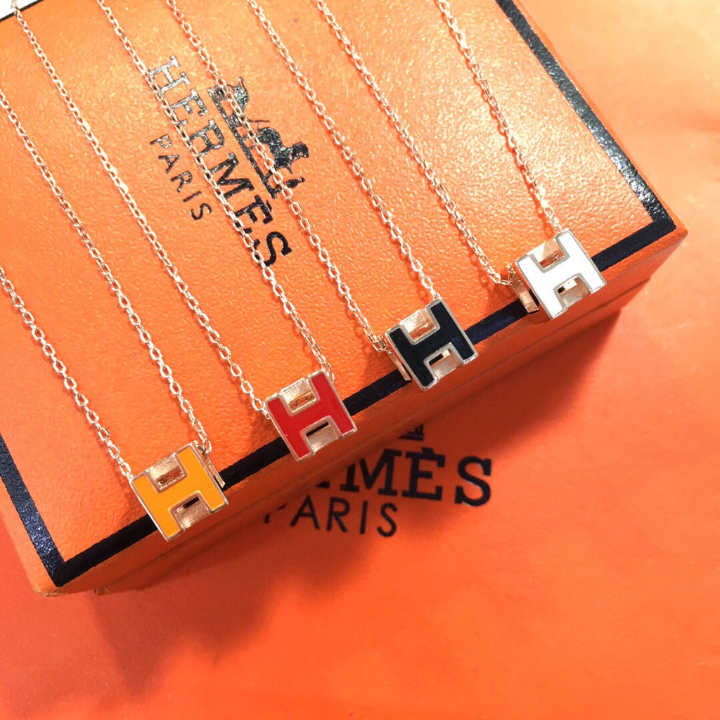 Hermes Cage D'H White 18K Gold Necklace product image 7, provided for visual reference and product detail review