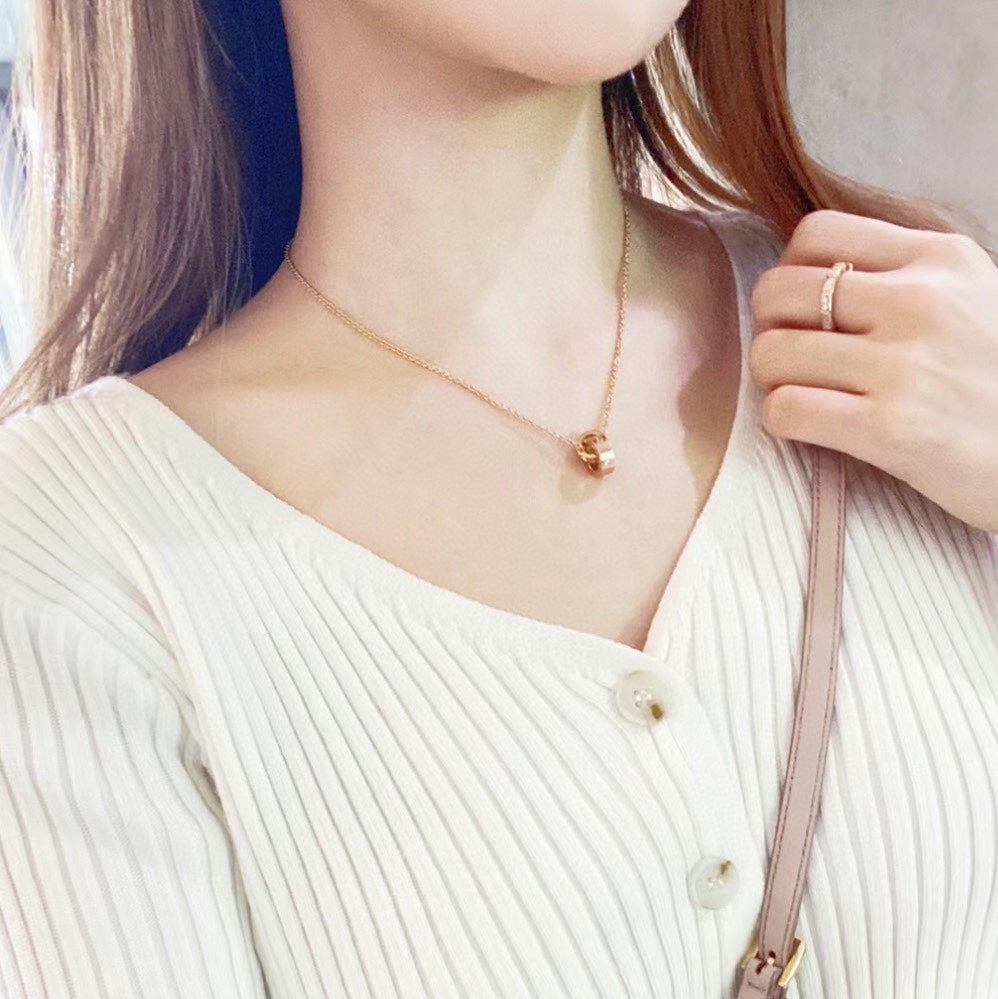 Bvlgari Two Rings 18K Gold Necklace product image 8, provided for visual reference and product detail review
