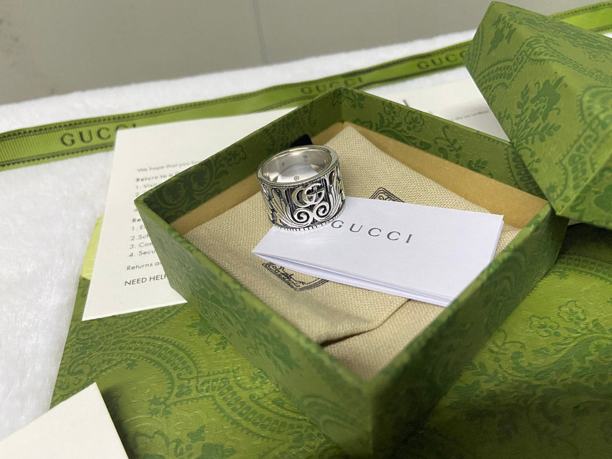 Double Gucci Marmont Ring product image 9, provided for visual reference and product detail review