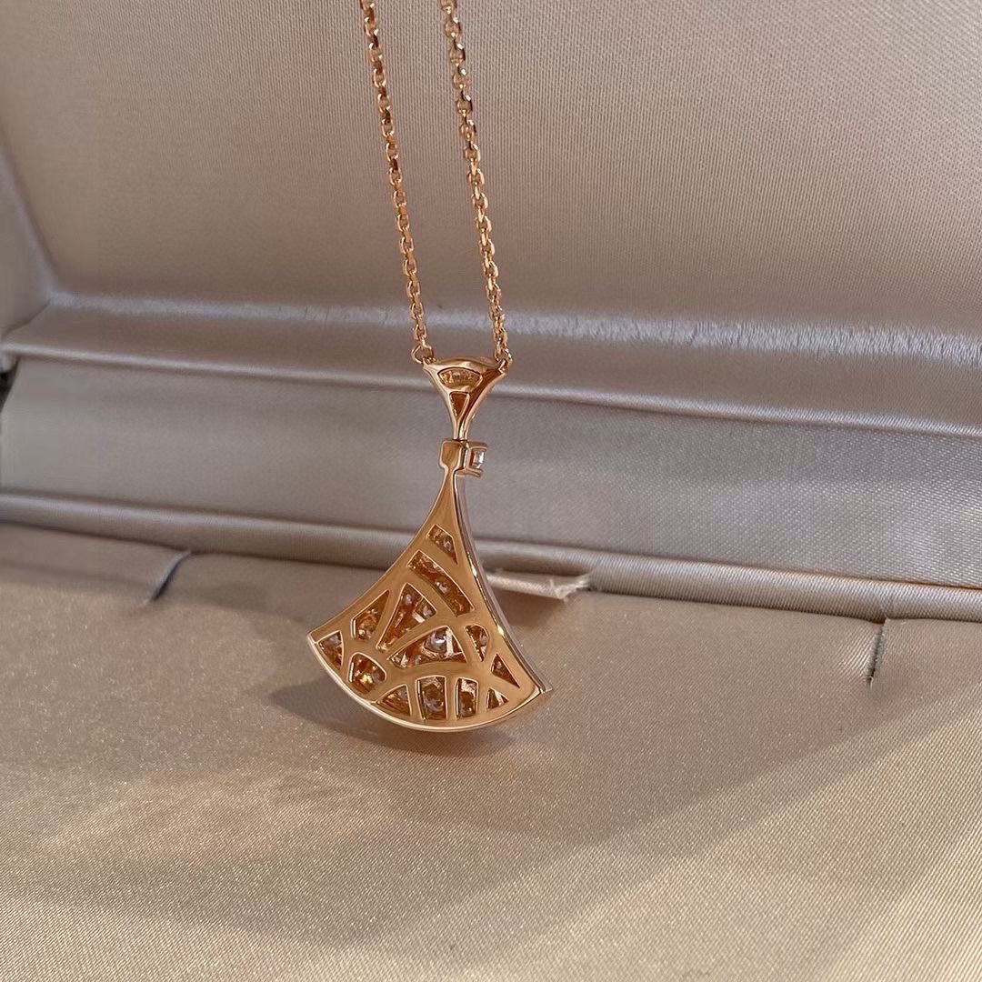 Bvlgari BVLGARI Dream Pave Diamond 18K Gold Necklace product image 11, provided for visual reference and product detail