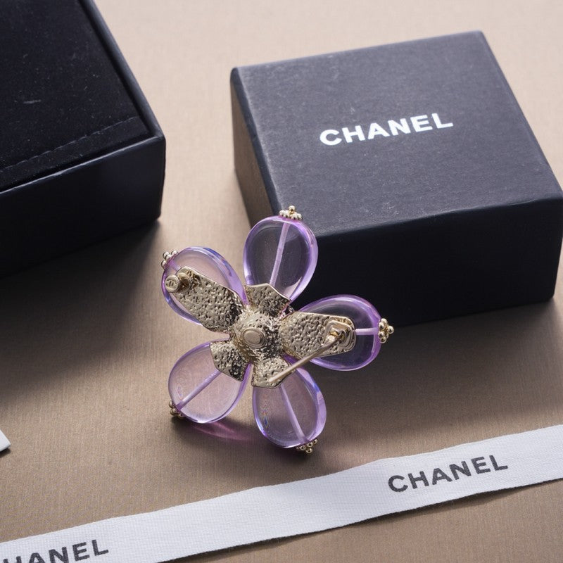 Chanel Pink & Purple 18K Gold Brooch product image 8, provided for visual reference and product detail review