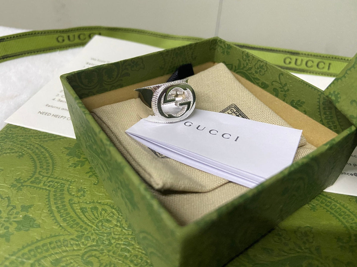 Double Gucci Interlocking Gucci Wide Ring product image 5, provided for visual reference and product detail review