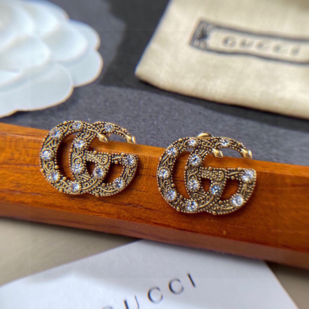 Gucci Double Crystals 18K Gold Earrings product image 3, provided for visual reference and product detail review