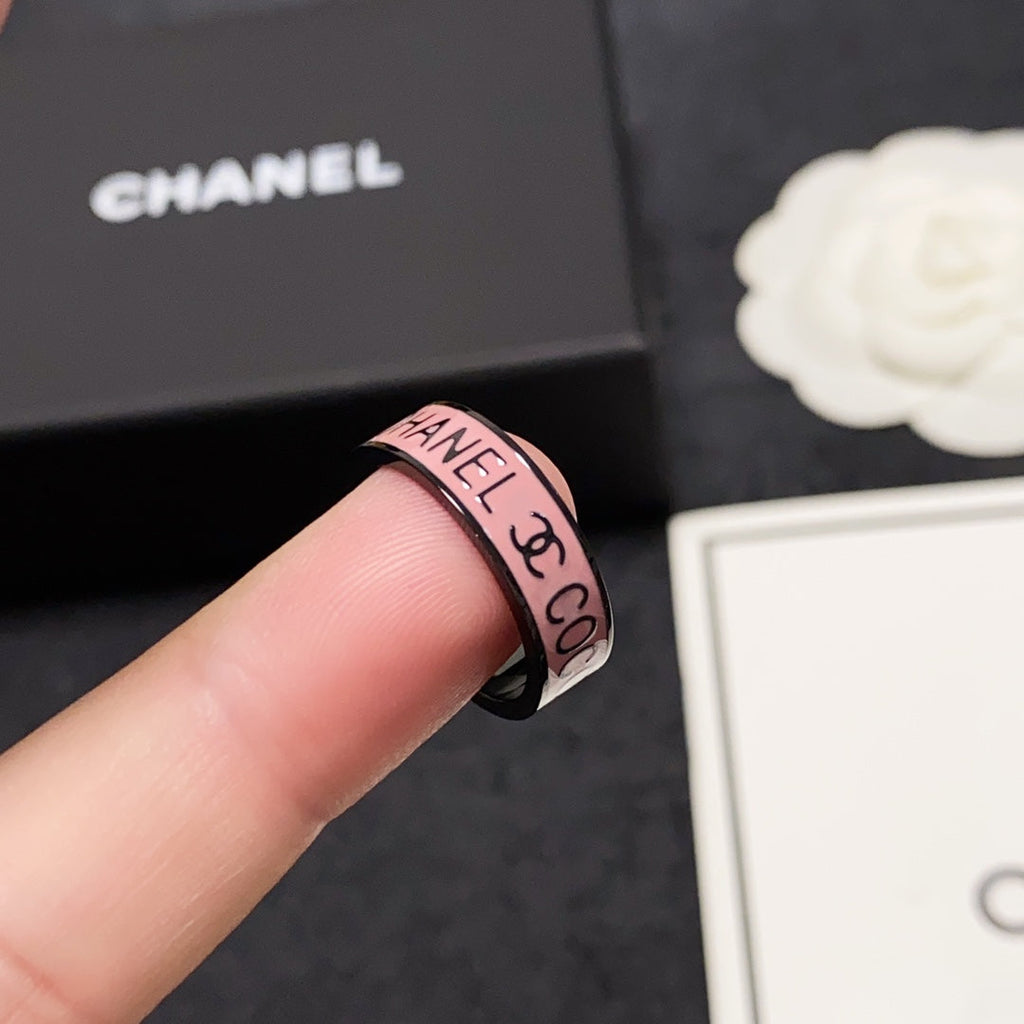 Chanel Coco Pink 18K Gold Ring product image 6, provided for visual reference and product detail review