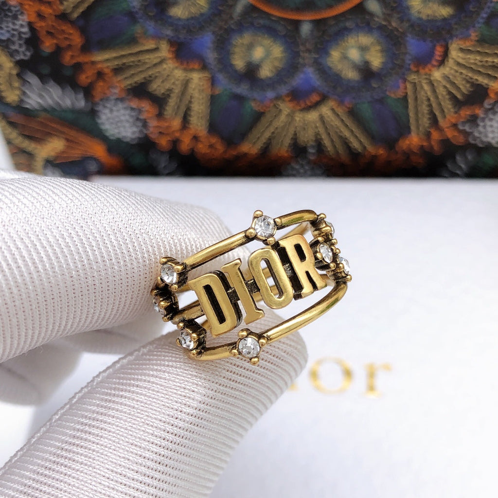 Dior Vintage 18K Gold Ring product image 8, provided for visual reference and product detail review
