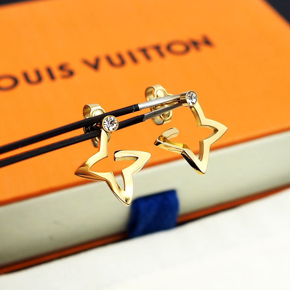 Louis Vuitton Blossom Mini Hoops 18K Gold Earrings product image 13, provided for visual reference and product detail review