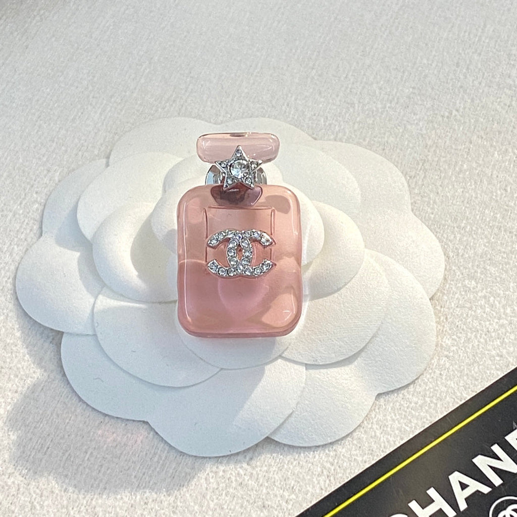 Chanel Perfume Color Bottle 18K Gold Brooch product image 19, provided for visual reference and product detail review