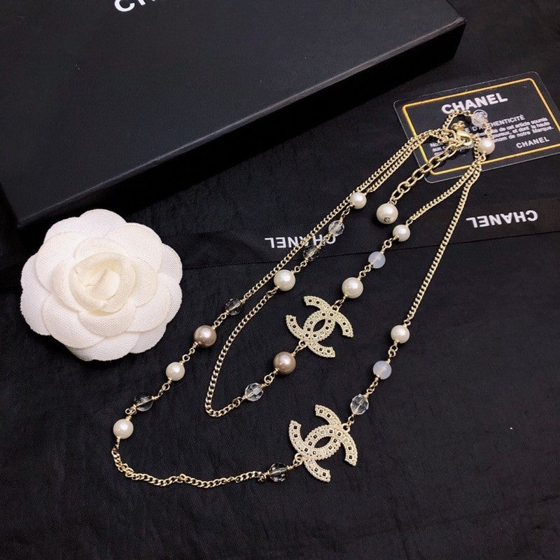 Chanel Long Pearl 18K Gold Necklace product image 8, provided for visual reference and product detail review