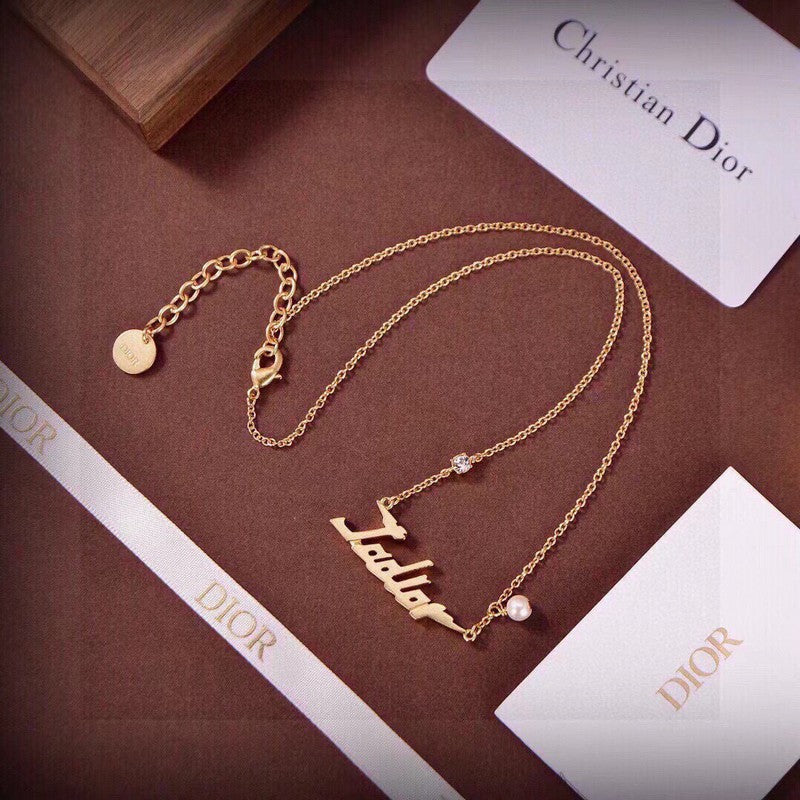 Dior J’Adior 18K Gold Necklace product image 3, provided for visual reference and product detail review