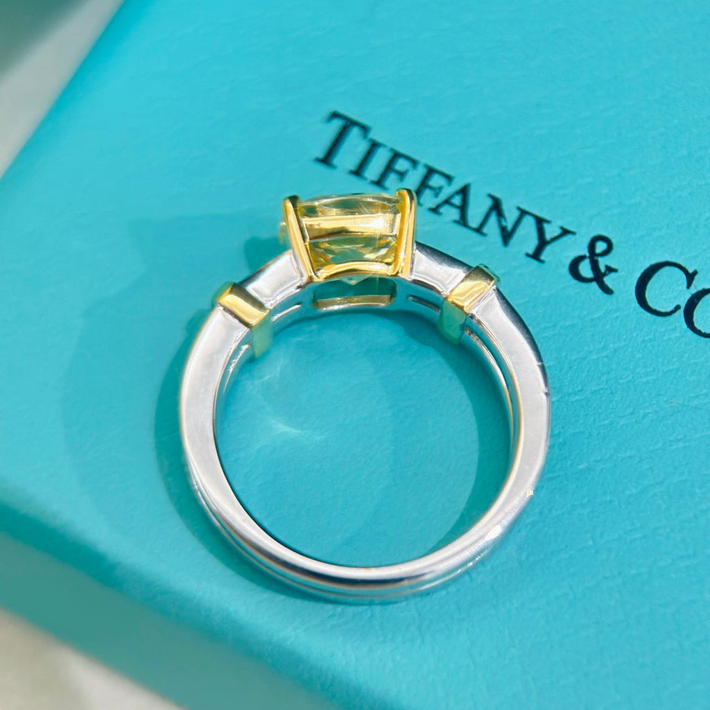 Tiffany Schlumberger Stone 18K Gold Ring product image 9, provided for visual reference and product detail review
