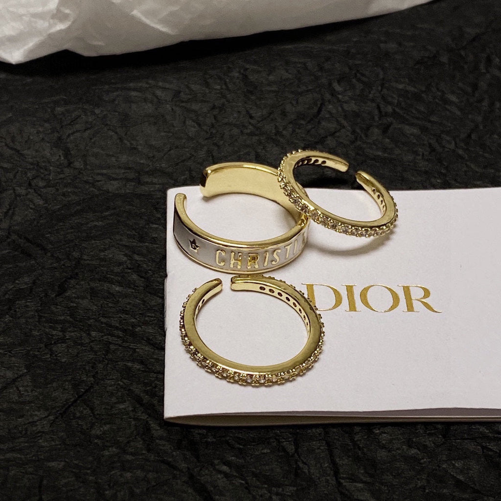 Dior Code Ring 18K Gold Set product image 13, provided for visual reference and product detail review
