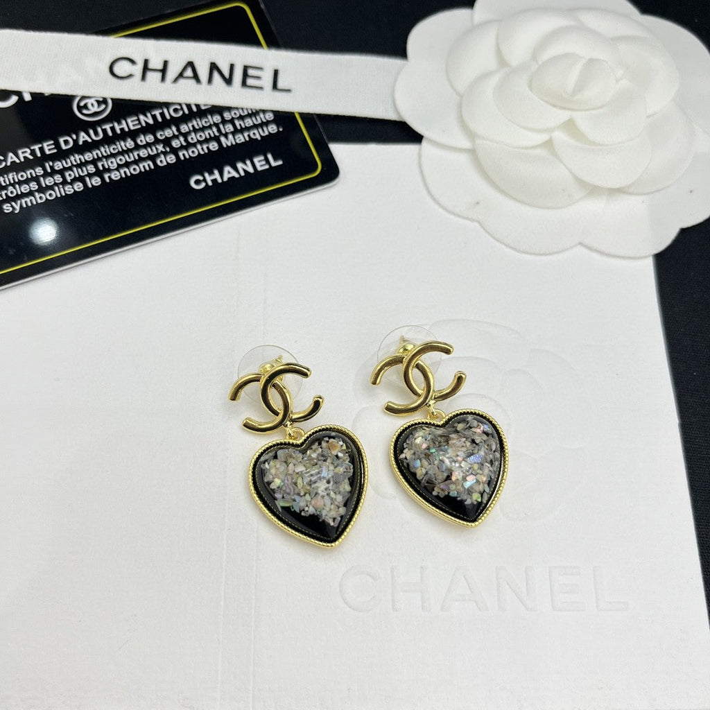 Chanel Multi-Color Crystals Heart 18K Gold Earrings product image 4, provided for visual reference and product detail review